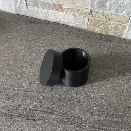 Boite ronde avec couvercle sur mesure en plastique