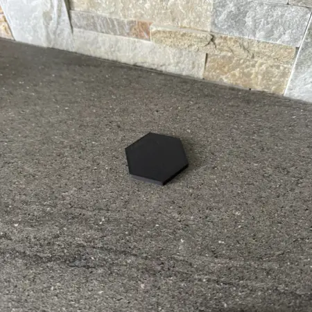 Plaque polygone concu en plastique sur mesure