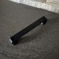 Poignée pour porte en plastique sur mesure