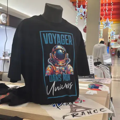 tee shirt astronaute