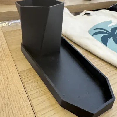 pot a crayon  noir avec support